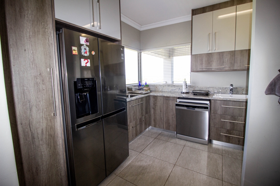 6 Bedroom Property for Sale in Kleinbaai Western Cape